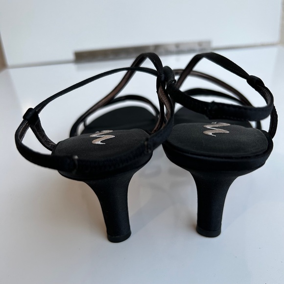 Nina Black Luster SA Genuine Leather Sole Size 9M USA - Picture 3 of 8